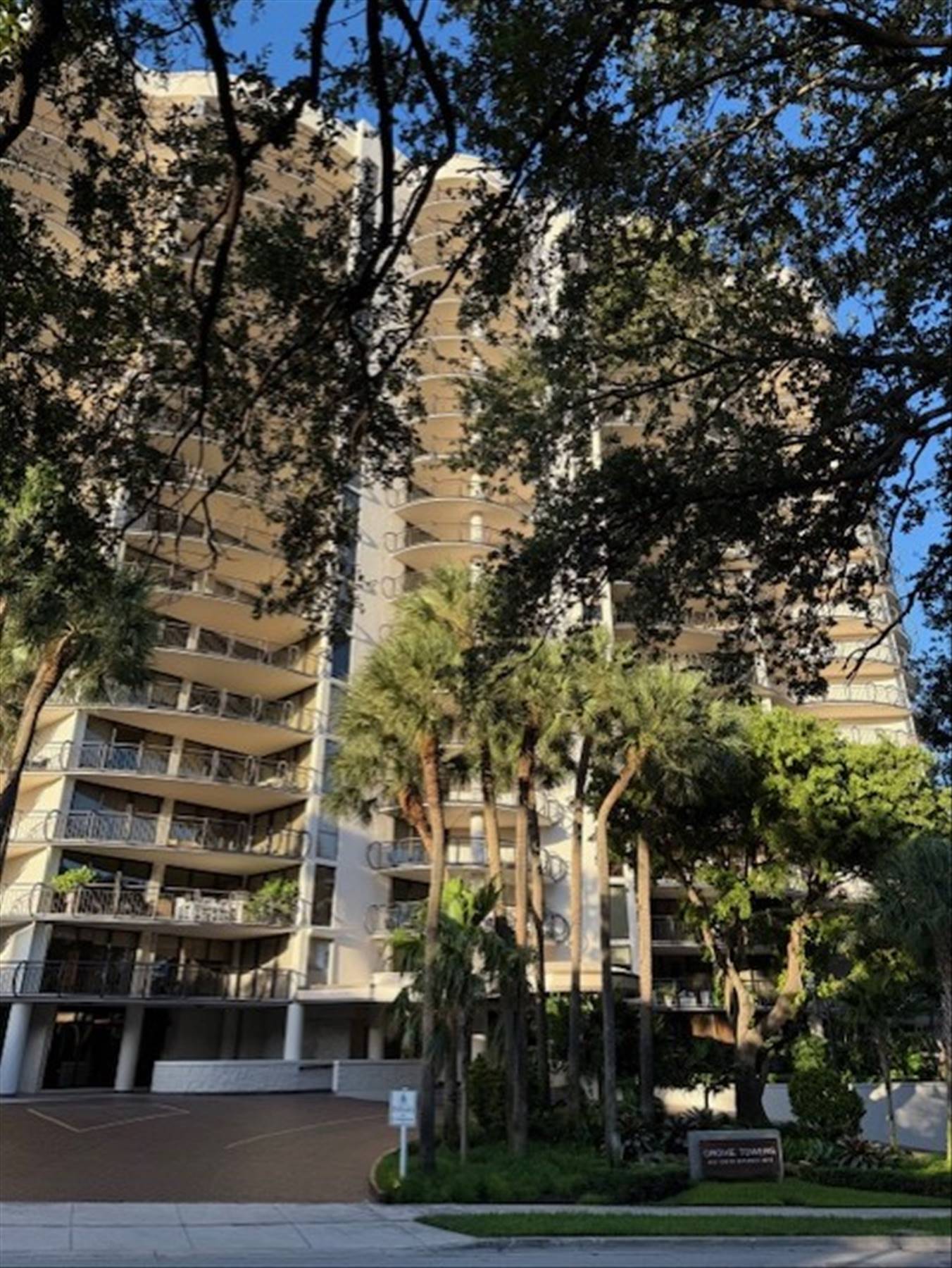 main property photo